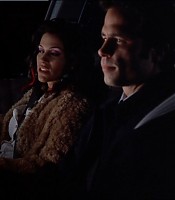 2003-Jami-Gertz-in-Undercover-Christmas--screencaps-0218.jpg