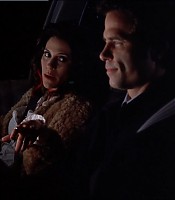 2003-Jami-Gertz-in-Undercover-Christmas--screencaps-0225.jpg