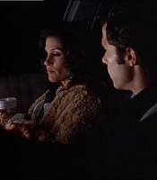 2003-Jami-Gertz-in-Undercover-Christmas--screencaps-0297.jpg