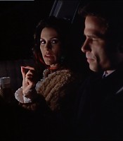 2003-Jami-Gertz-in-Undercover-Christmas--screencaps-0309.jpg