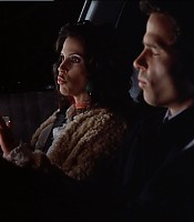 2003-Jami-Gertz-in-Undercover-Christmas--screencaps-0314.jpg