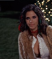 2003-Jami-Gertz-in-Undercover-Christmas--screencaps-0358.jpg