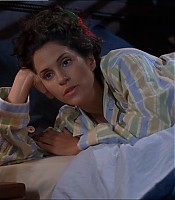 2003-Jami-Gertz-in-Undercover-Christmas--screencaps-0455.jpg