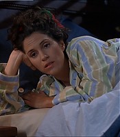 2003-Jami-Gertz-in-Undercover-Christmas--screencaps-0463.jpg