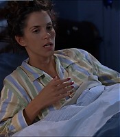 2003-Jami-Gertz-in-Undercover-Christmas--screencaps-0502.jpg