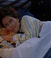 2003-Jami-Gertz-in-Undercover-Christmas--screencaps-0508.jpg