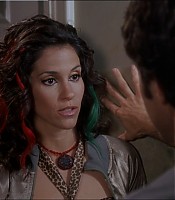 2003-Jami-Gertz-in-Undercover-Christmas--screencaps-0556.jpg