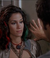 2003-Jami-Gertz-in-Undercover-Christmas--screencaps-0557.jpg