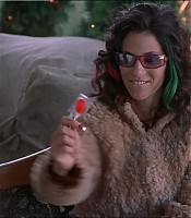 2003-Jami-Gertz-in-Undercover-Christmas--screencaps-0641.jpg