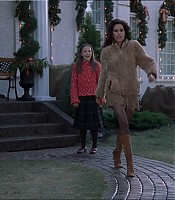 2003-Jami-Gertz-in-Undercover-Christmas--screencaps-0667.jpg