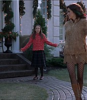 2003-Jami-Gertz-in-Undercover-Christmas--screencaps-0669.jpg