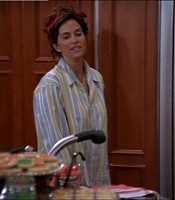 2003-Jami-Gertz-in-Undercover-Christmas--screencaps-0879.jpg