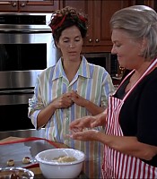 2003-Jami-Gertz-in-Undercover-Christmas--screencaps-0906.jpg