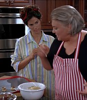 2003-Jami-Gertz-in-Undercover-Christmas--screencaps-0909.jpg