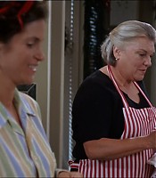 2003-Jami-Gertz-in-Undercover-Christmas--screencaps-0962.jpg