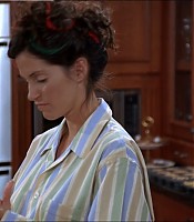 2003-Jami-Gertz-in-Undercover-Christmas--screencaps-0968.jpg