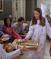 2003-Jami-Gertz-in-Undercover-Christmas--screencaps-1314.jpg