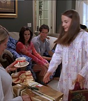 2003-Jami-Gertz-in-Undercover-Christmas--screencaps-1315.jpg
