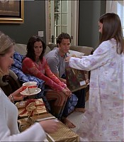 2003-Jami-Gertz-in-Undercover-Christmas--screencaps-1316.jpg
