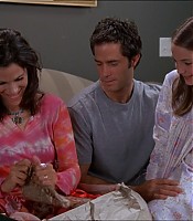 2003-Jami-Gertz-in-Undercover-Christmas--screencaps-1366.jpg