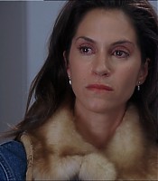 2003-Jami-Gertz-in-Undercover-Christmas--screencaps-1598.jpg