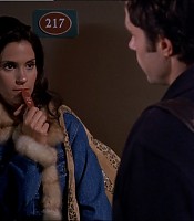 2003-Jami-Gertz-in-Undercover-Christmas--screencaps-1649.jpg