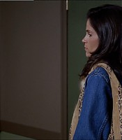 2003-Jami-Gertz-in-Undercover-Christmas--screencaps-1657.jpg