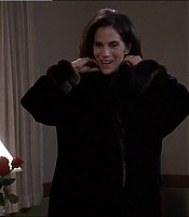2003-Jami-Gertz-in-Undercover-Christmas--screencaps-1701.jpg