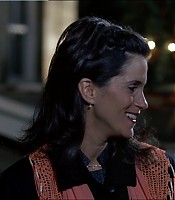 2003-Jami-Gertz-in-Undercover-Christmas--screencaps-1945.jpg