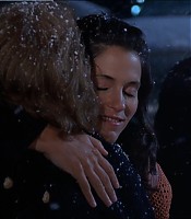 2003-Jami-Gertz-in-Undercover-Christmas--screencaps-1977.jpg