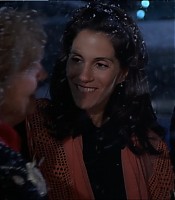 2003-Jami-Gertz-in-Undercover-Christmas--screencaps-1980.jpg